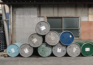 埼玉ペイント工場内の道具や設備