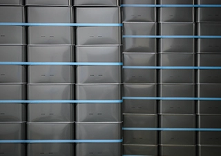 埼玉ペイント工場内の道具や設備