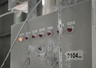 埼玉ペイント工場内の道具や設備